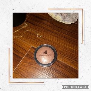 ✨ FREE ✨ ELF BAKED HIGHLIGHTER ✨